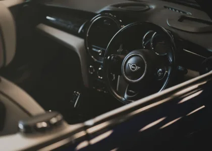 Photo by Dhally Romy on Pexels | Detailing Mobil Jogja illustration