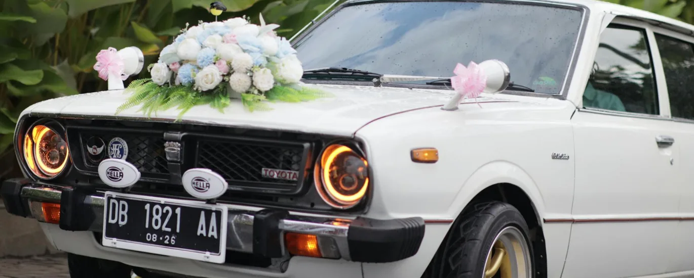 Bengkel kaca mobil di Jogja menyediakan layanan perbaikan dan penggantian kaca dengan tenaga ahli berpengalaman.