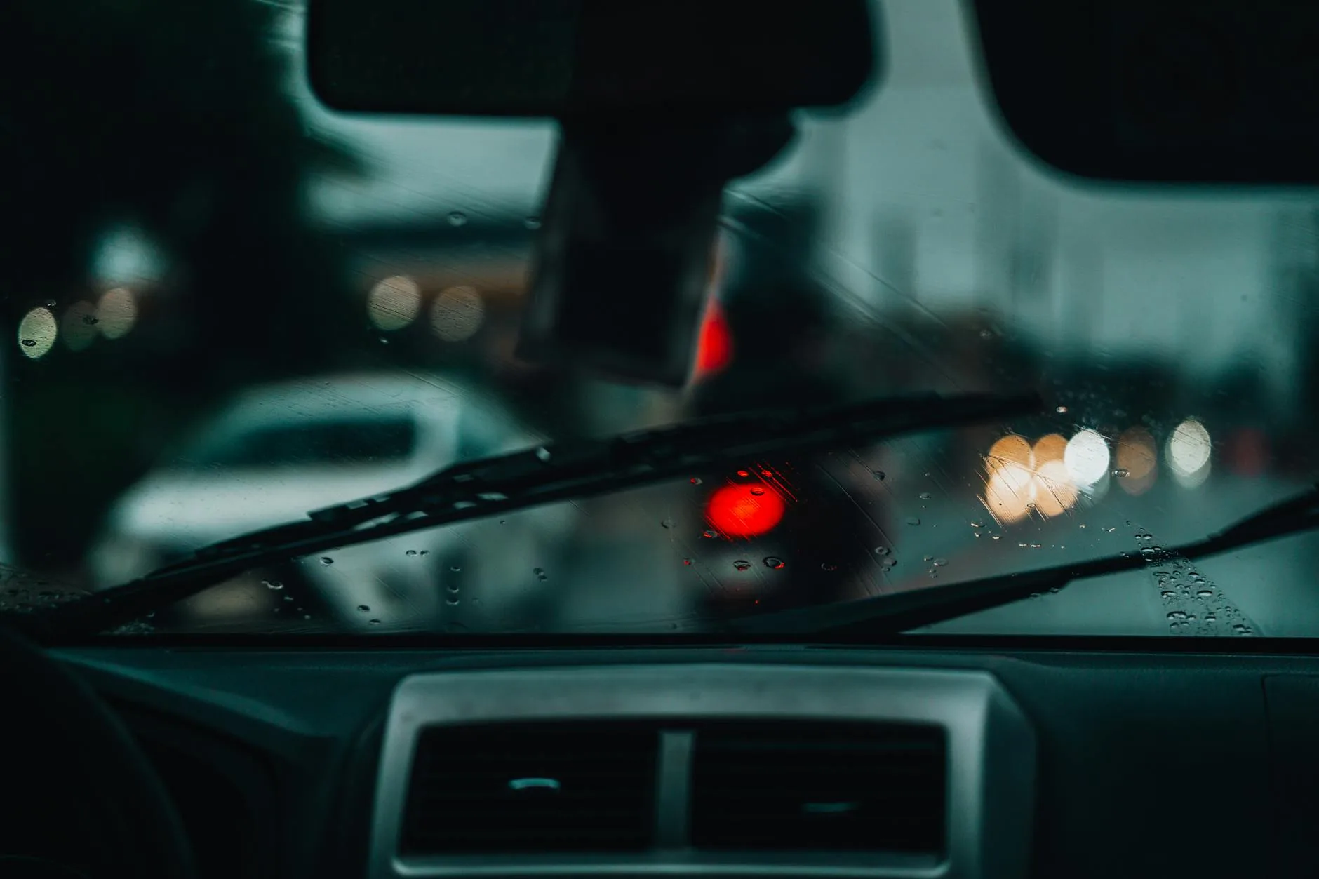 Photo by Nothing Ahead on Pexels | Glass Coating Kaca Mobil illustration